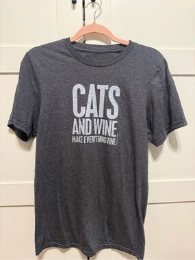 Cats and Wine Graphic Cat T-Shirt - Dark Gray
